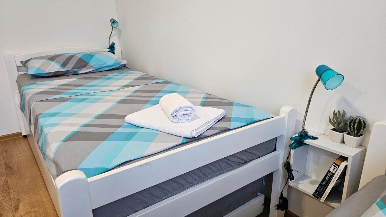 מוסטר Holiday Home Natura With Private Pool מראה חיצוני תמונה
