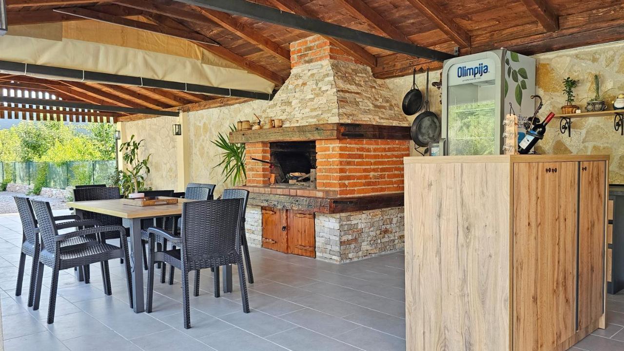 מוסטר Holiday Home Natura With Private Pool מראה חיצוני תמונה