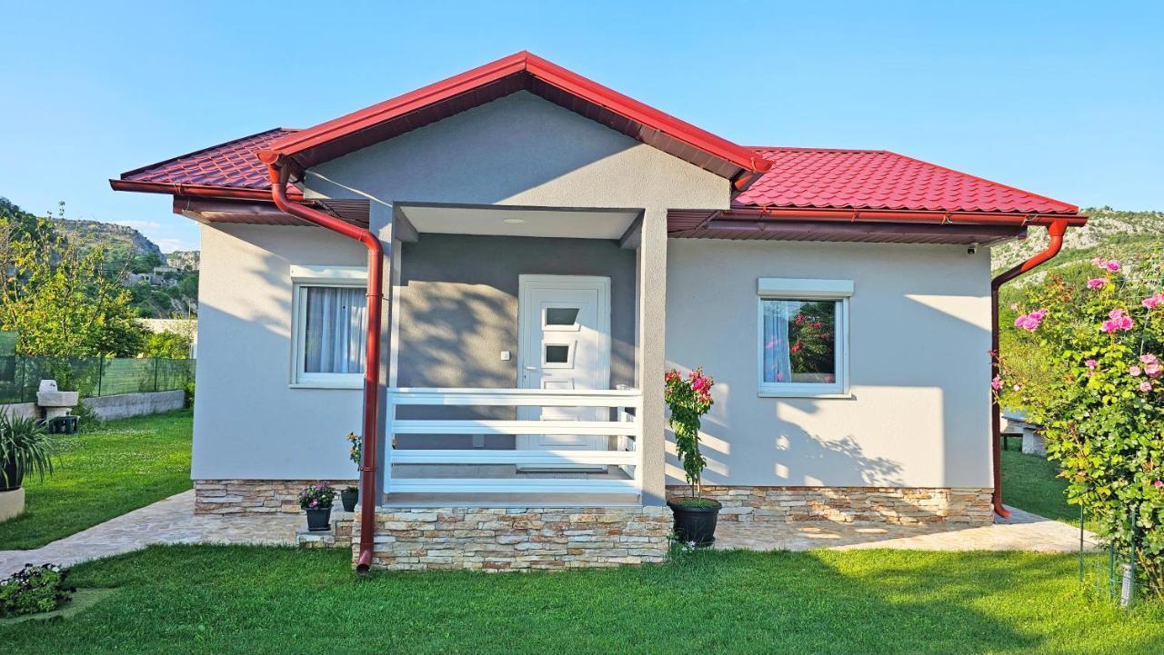 מוסטר Holiday Home Natura With Private Pool מראה חיצוני תמונה